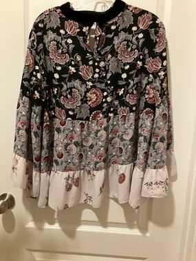 LOFT Floral Tiered Blouse in Black, Gray, Pink